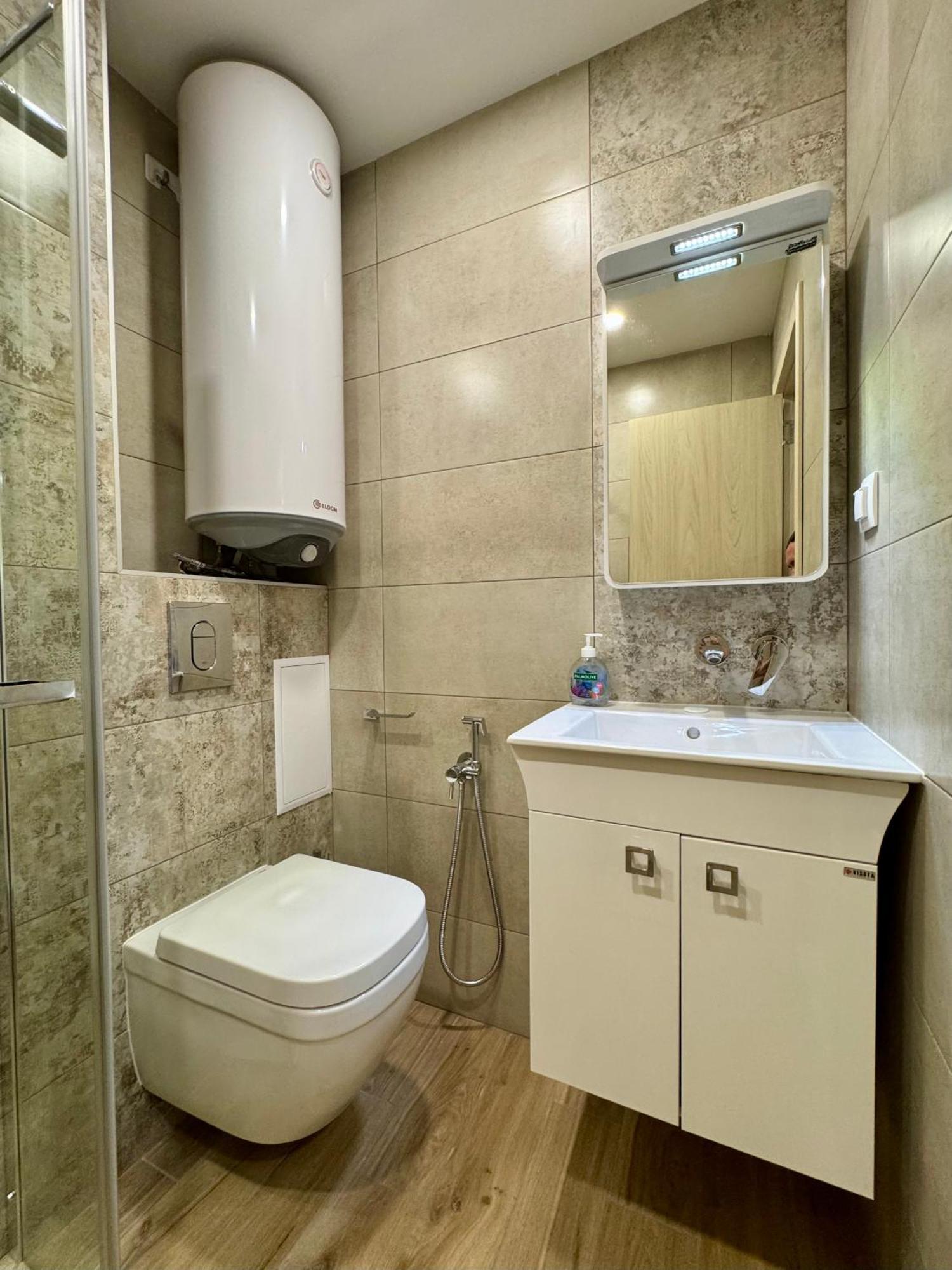Parkview Luxury In City Center 8 Veliko Tărnovo Esterno foto