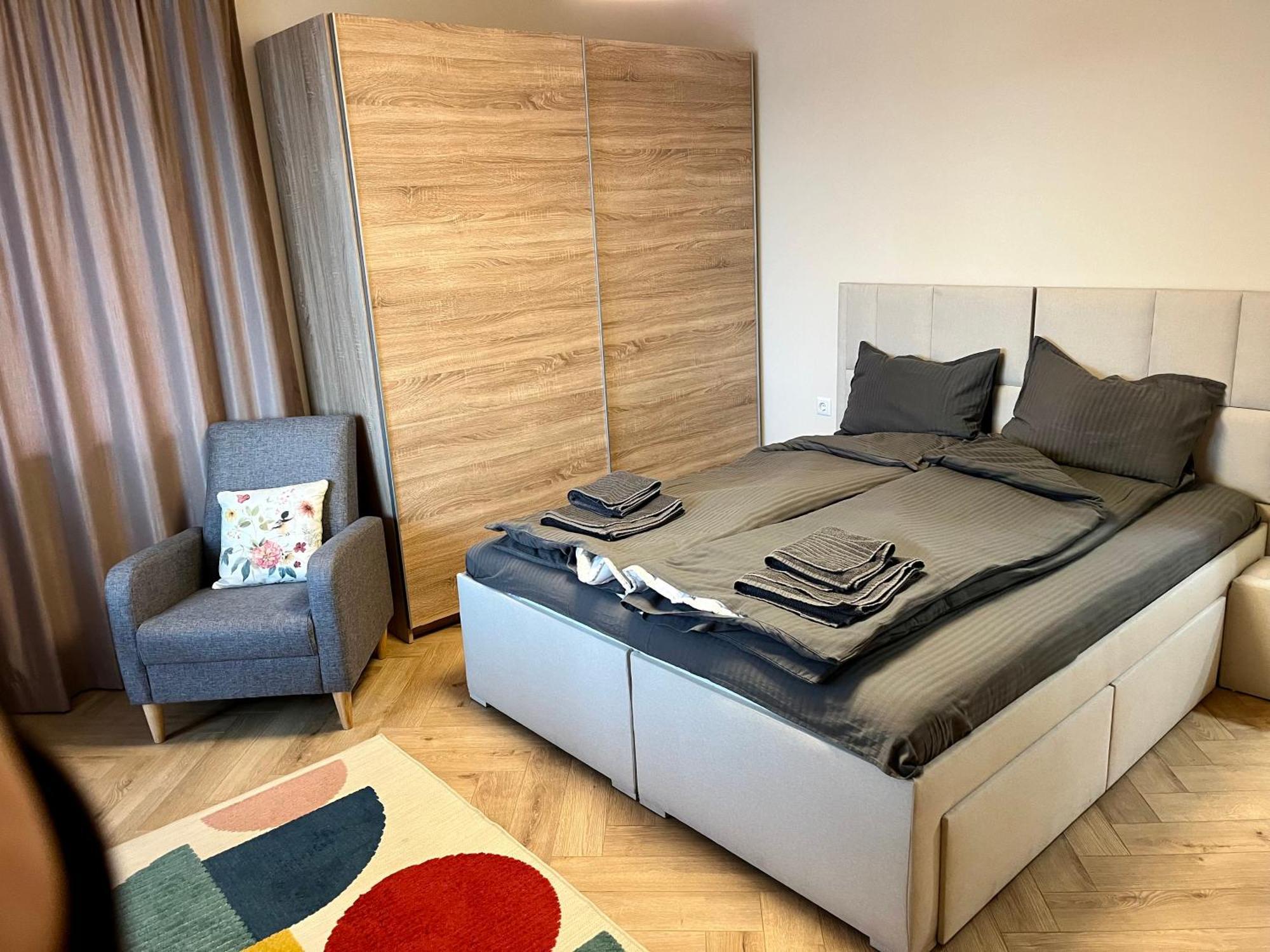 Parkview Luxury In City Center 8 Veliko Tărnovo Esterno foto