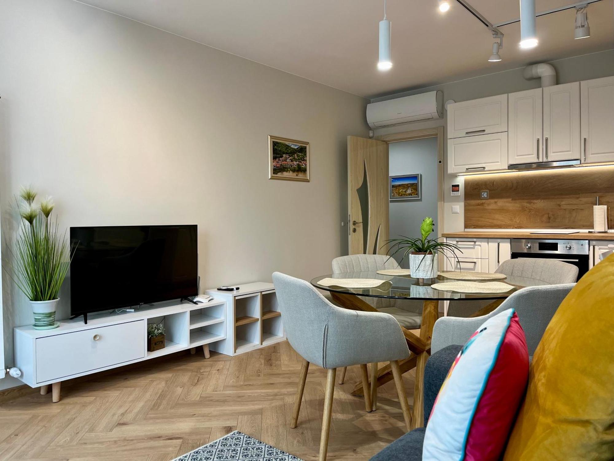 Parkview Luxury In City Center 8 Veliko Tărnovo Esterno foto